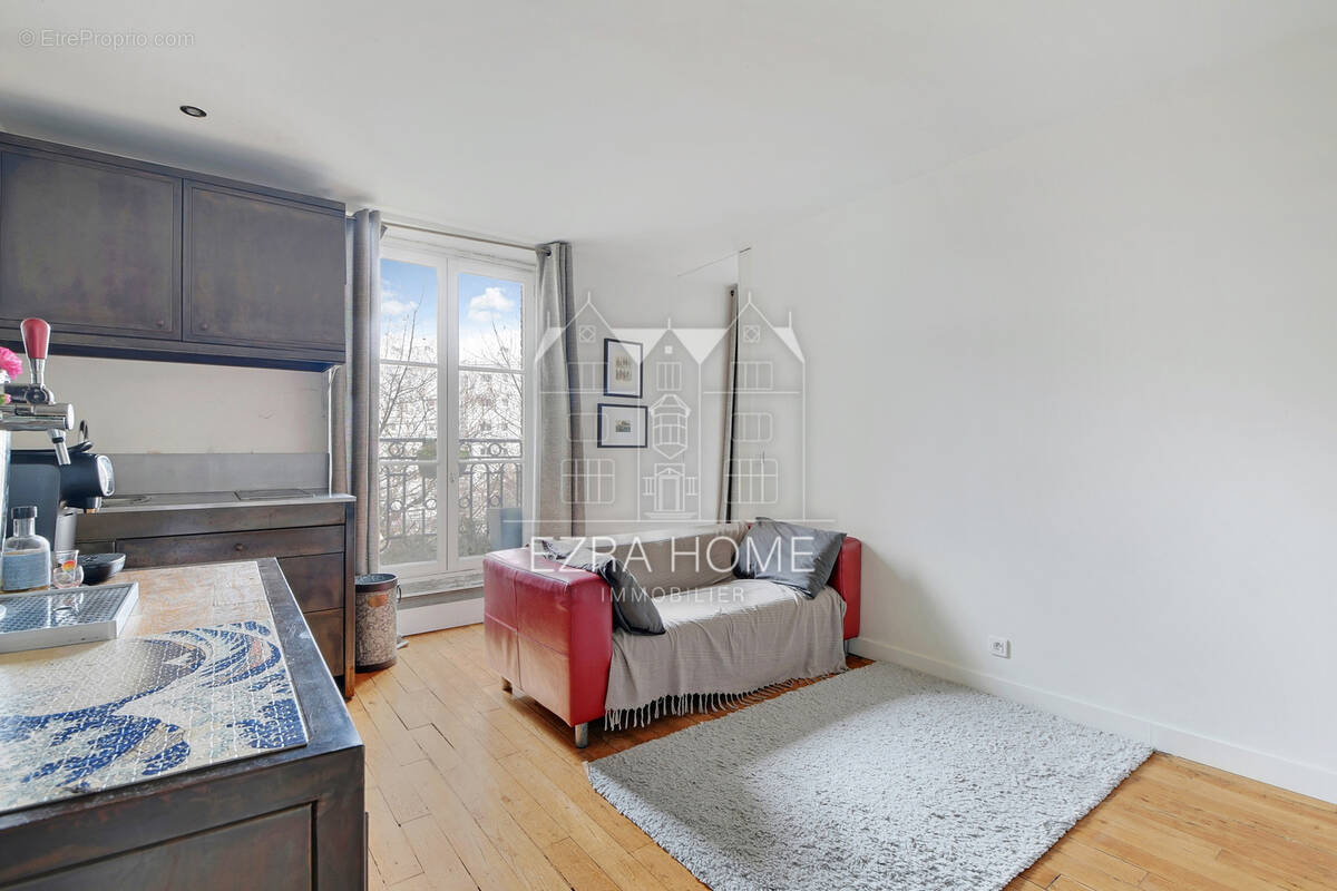 Appartement à PARIS-17E