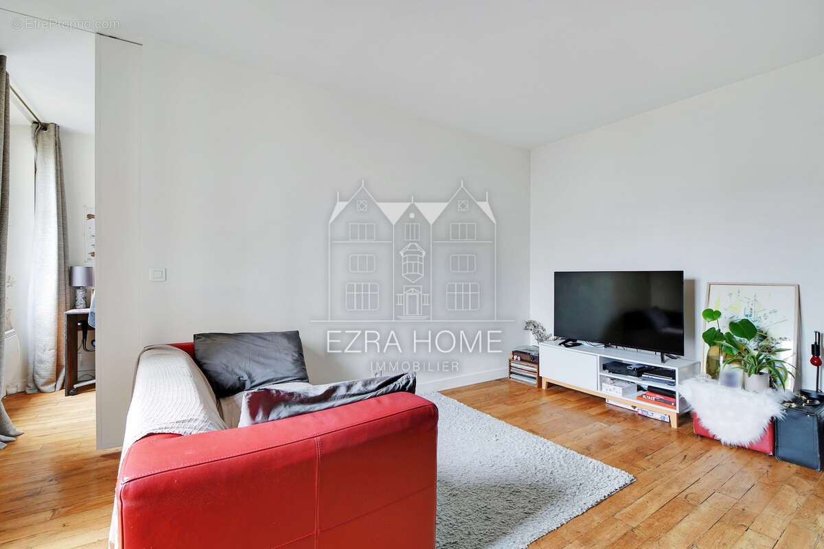 Appartement à PARIS-17E