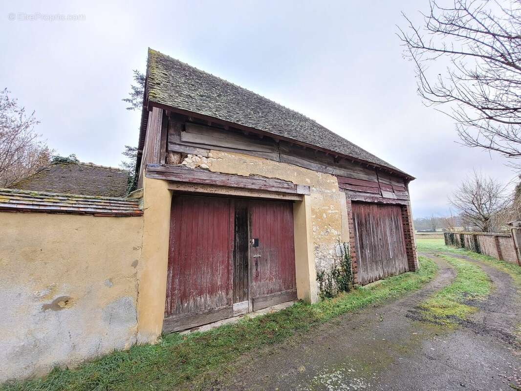 Maison à BELLOU-SUR-HUISNE