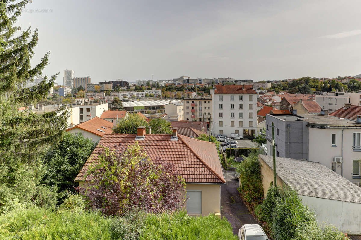 Maison à CLERMONT-FERRAND