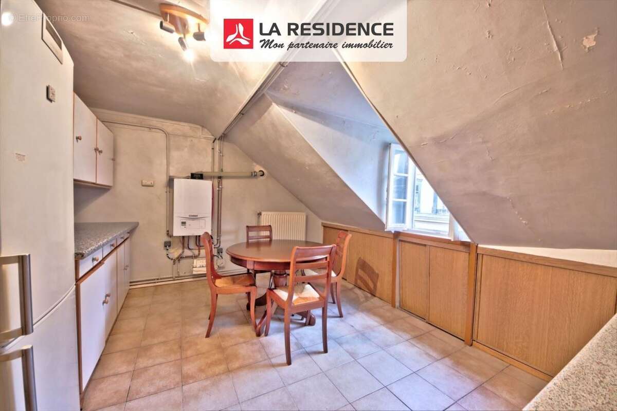 Appartement à VERSAILLES