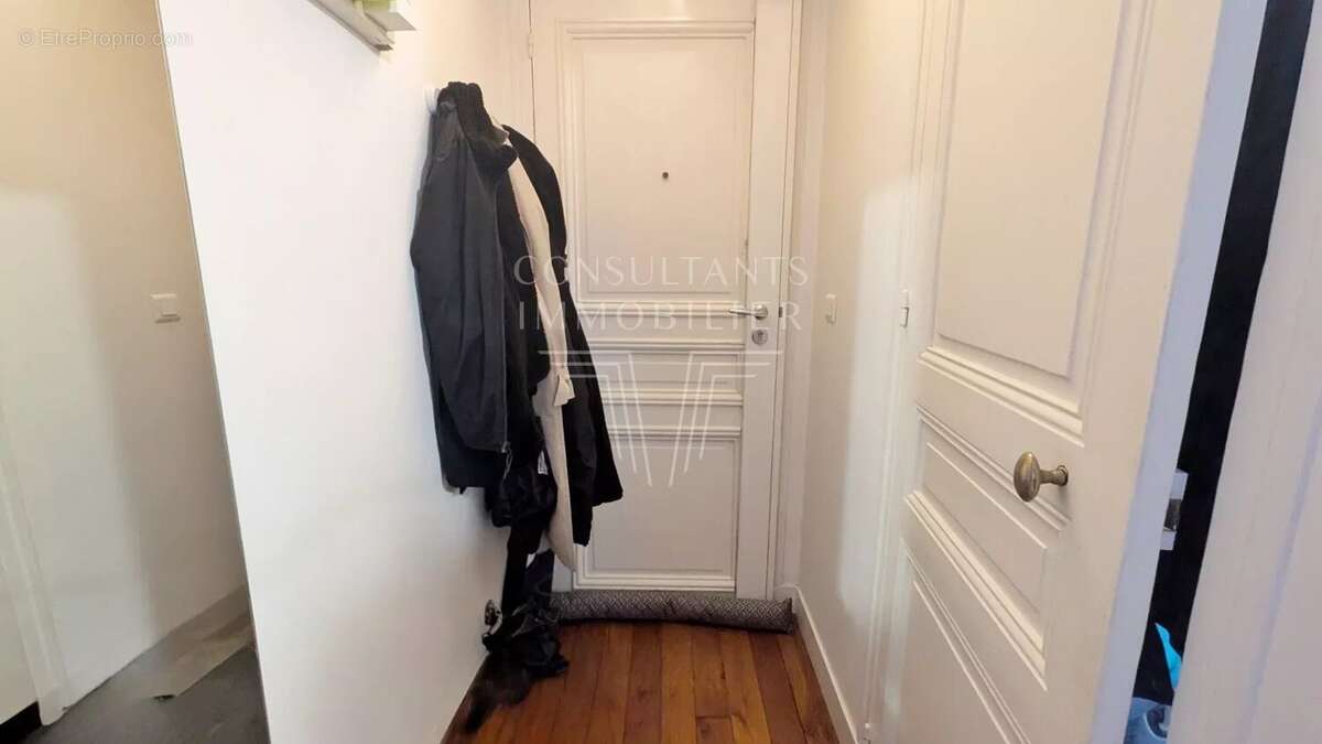 Appartement à PARIS-18E