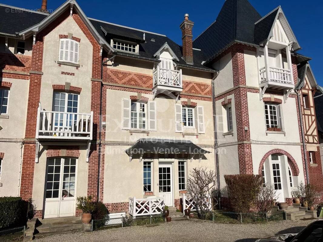 Appartement à BENERVILLE-SUR-MER