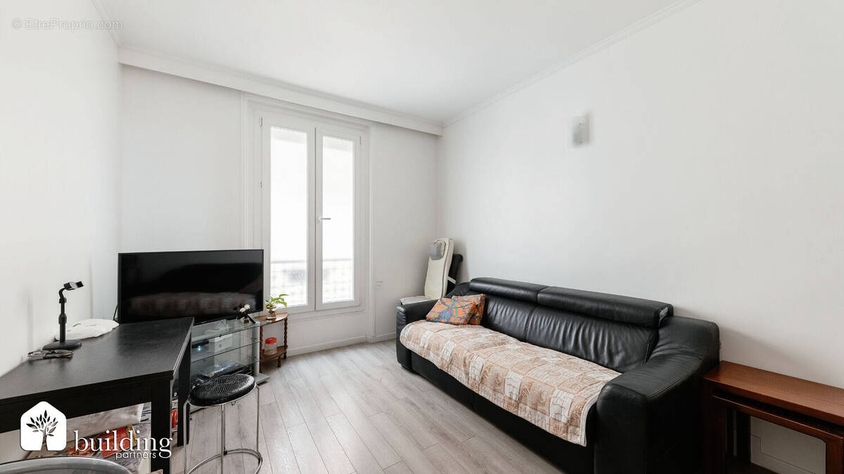 Appartement à LEVALLOIS-PERRET