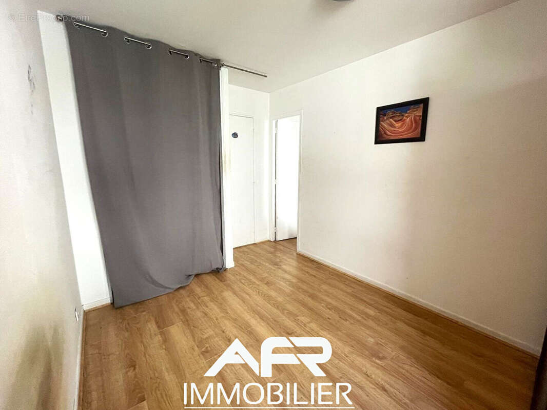 Appartement à SARTROUVILLE