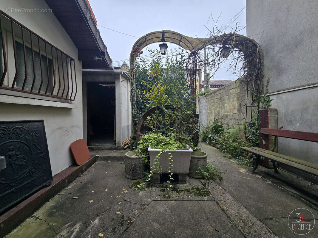 Maison à FONTENAY-SOUS-BOIS