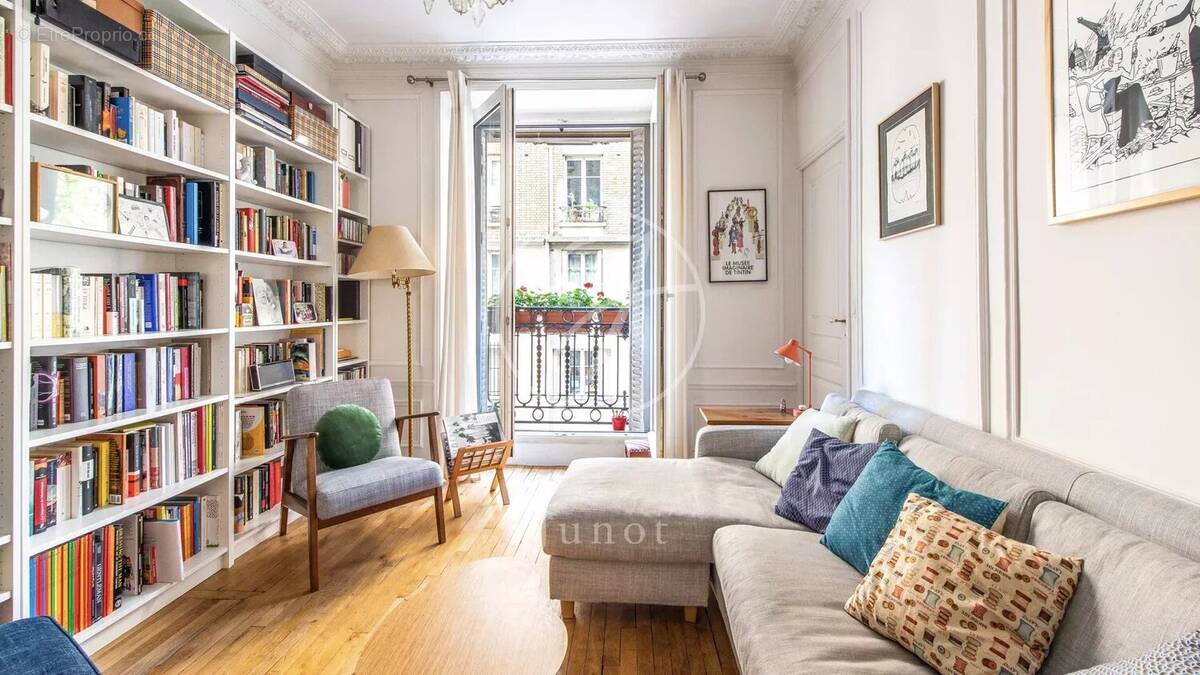 Appartement à PARIS-18E