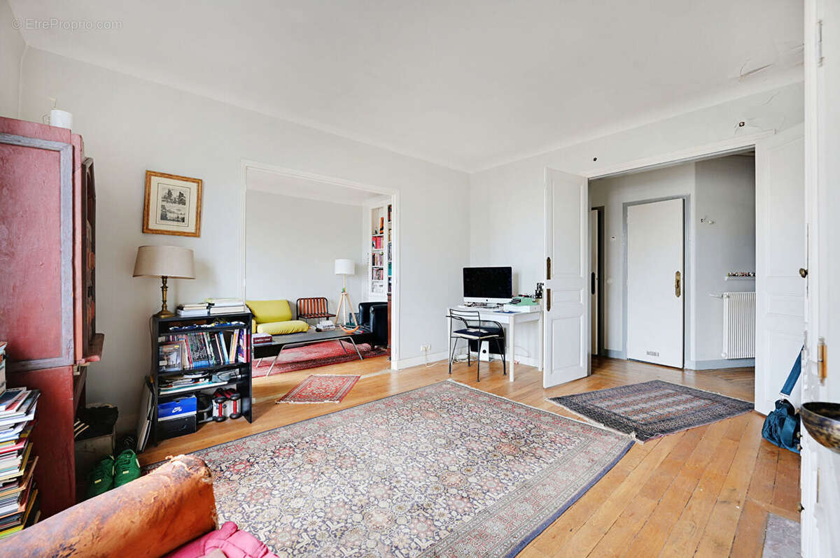 Appartement à PARIS-20E