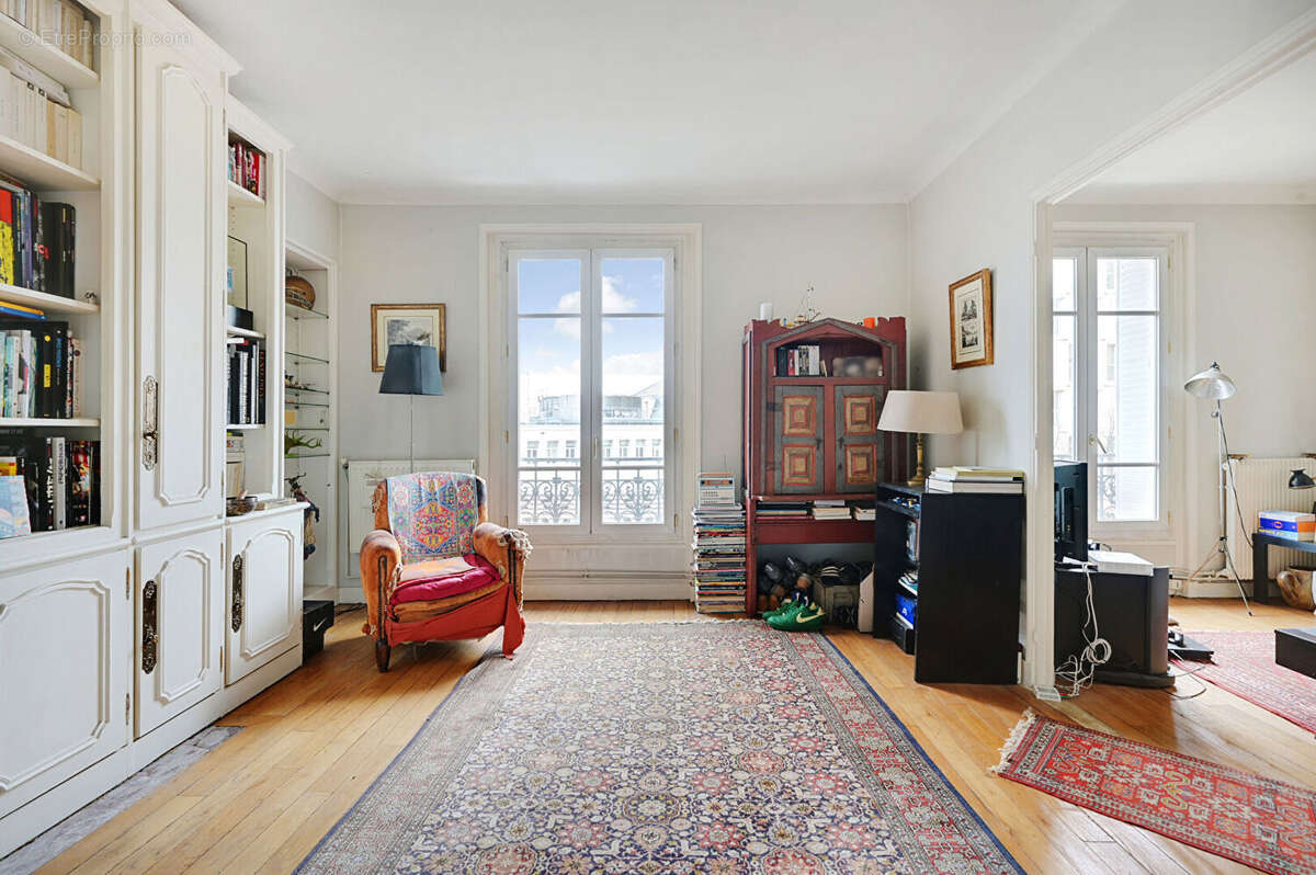 Appartement à PARIS-20E