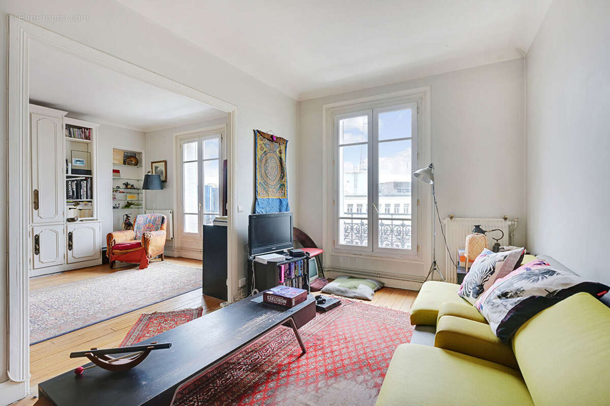 Appartement à PARIS-20E