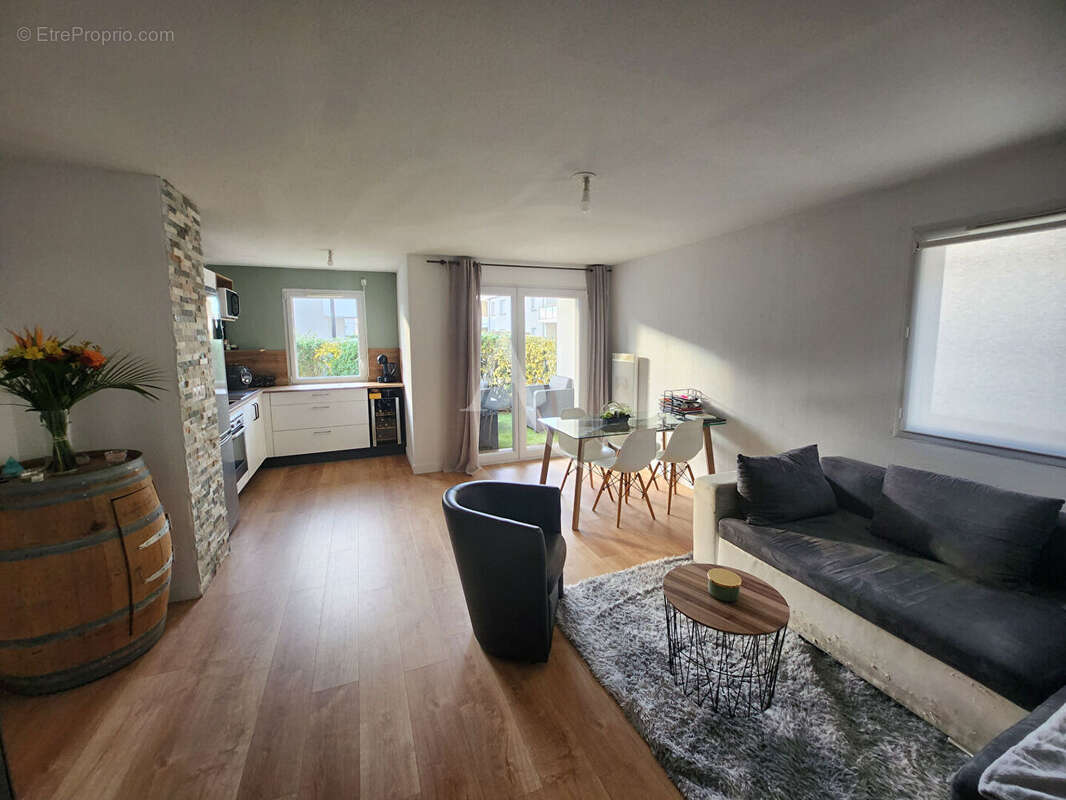 Appartement à SAINT-SEBASTIEN-SUR-LOIRE