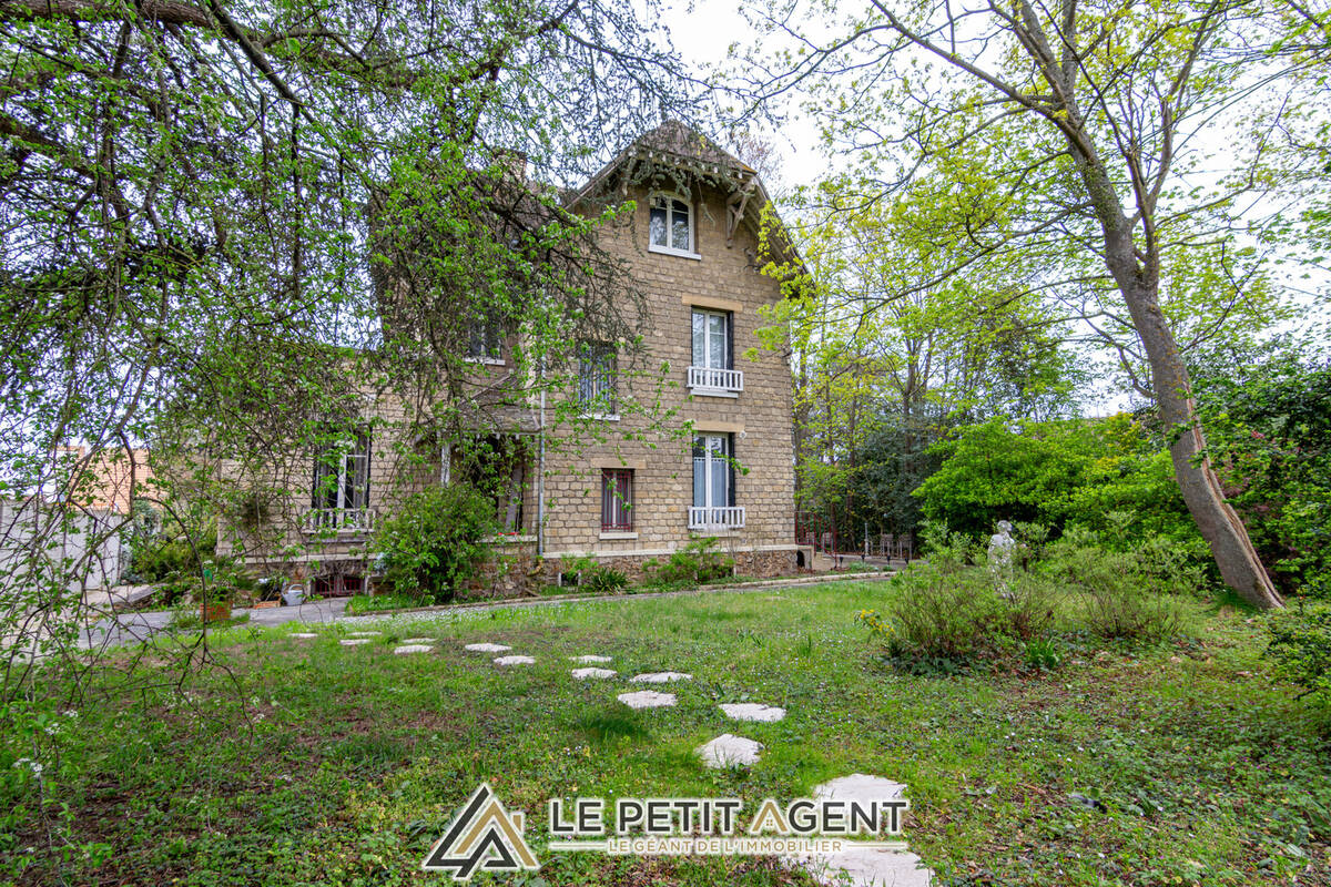 Maison à LES MUREAUX