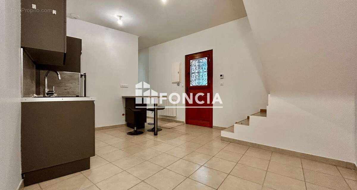 Appartement à PERTUIS