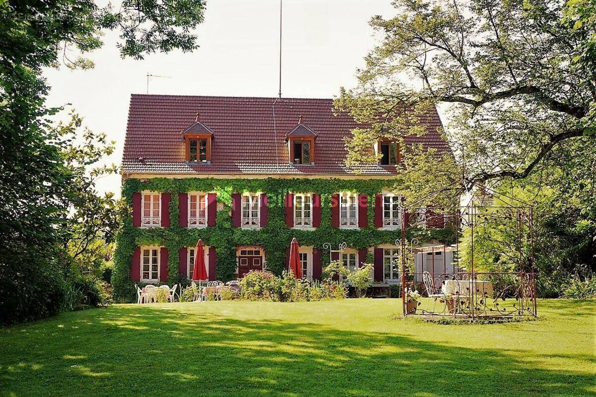 Maison à LE BREUIL