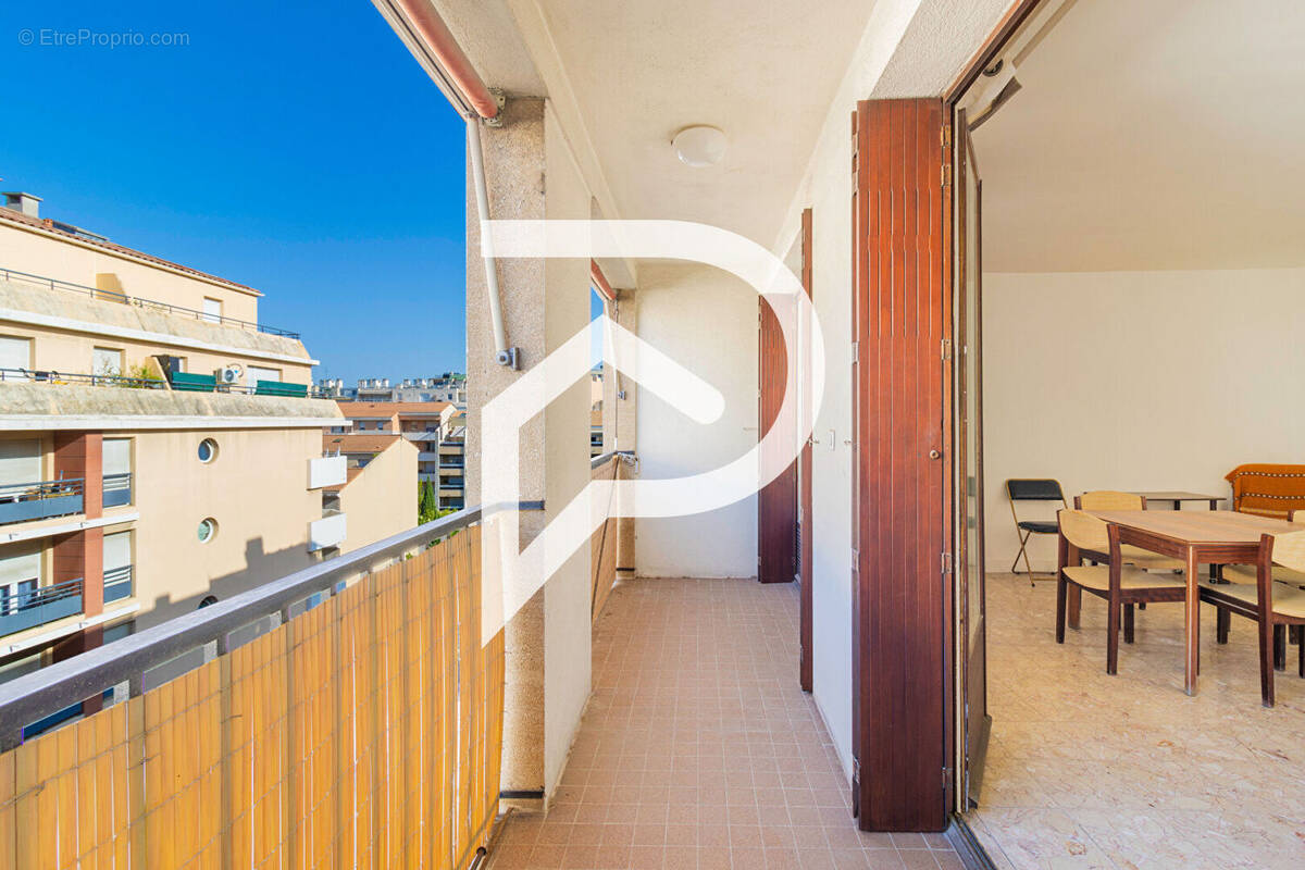 Appartement à MARSEILLE-10E