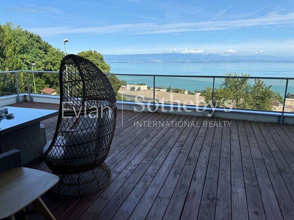 Appartement à EVIAN-LES-BAINS