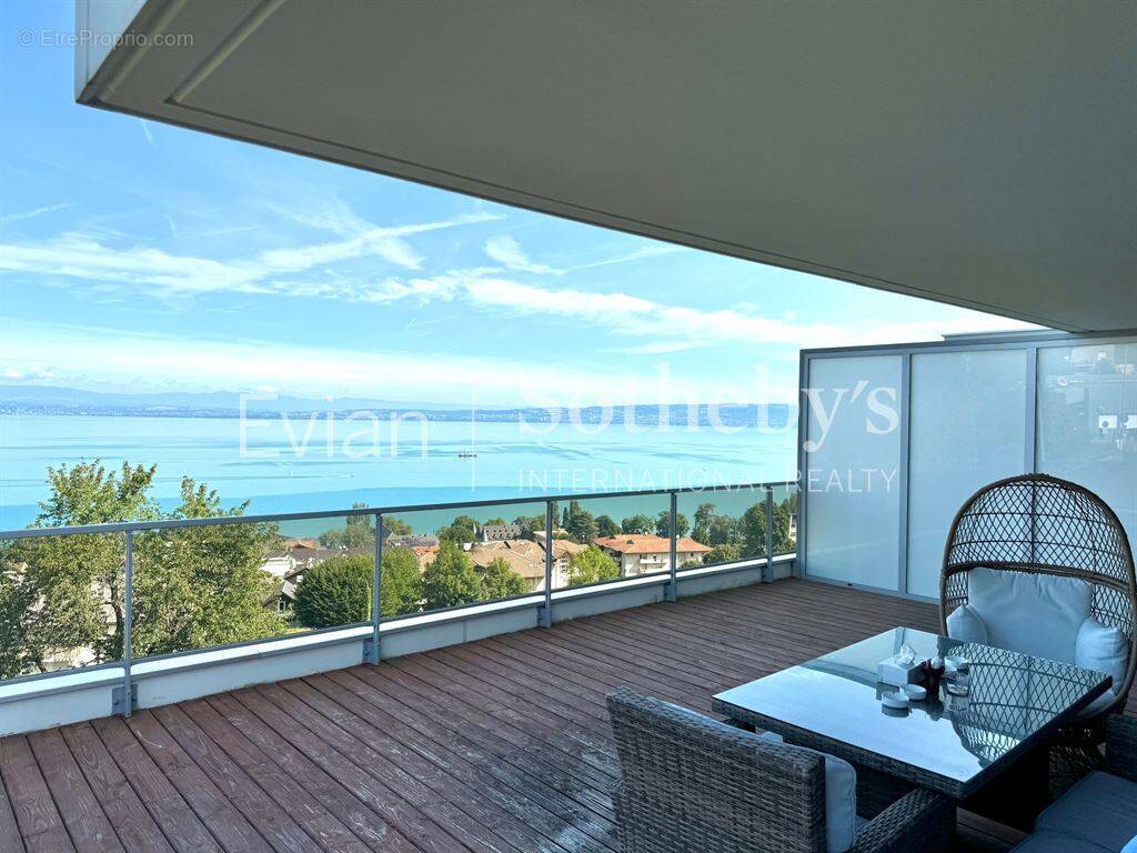 Appartement à EVIAN-LES-BAINS