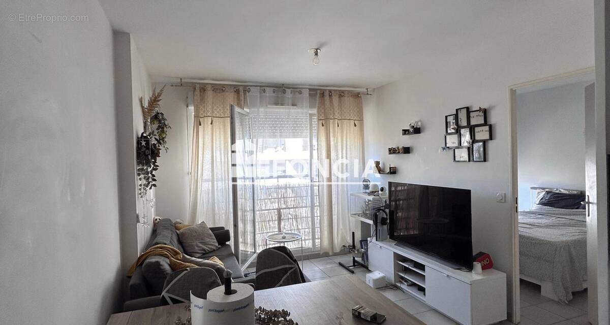 Appartement à MARSEILLE-3E