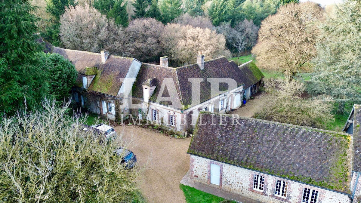 Maison à LONGNY-AU-PERCHE