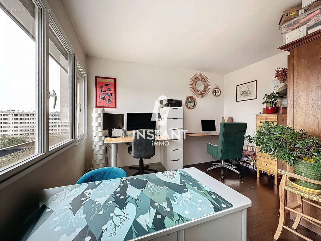 Appartement à MAISONS-ALFORT