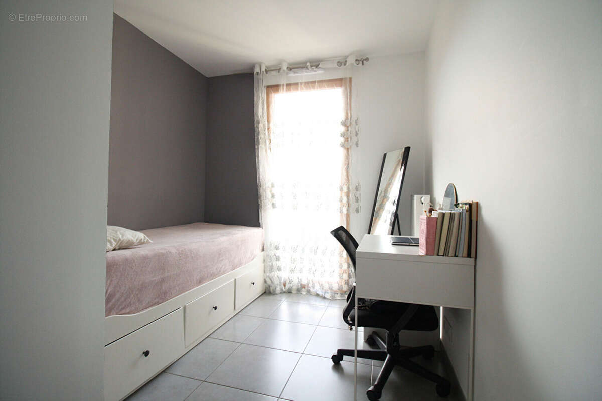 Appartement à IVRY-SUR-SEINE