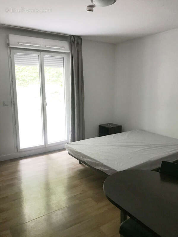 Appartement à MARSEILLE-3E