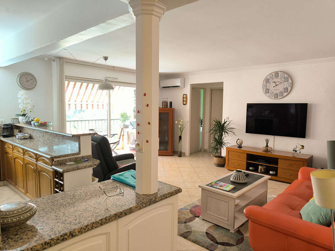 Appartement à FREJUS