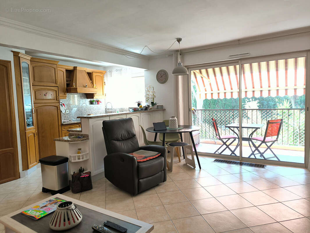 Appartement à FREJUS