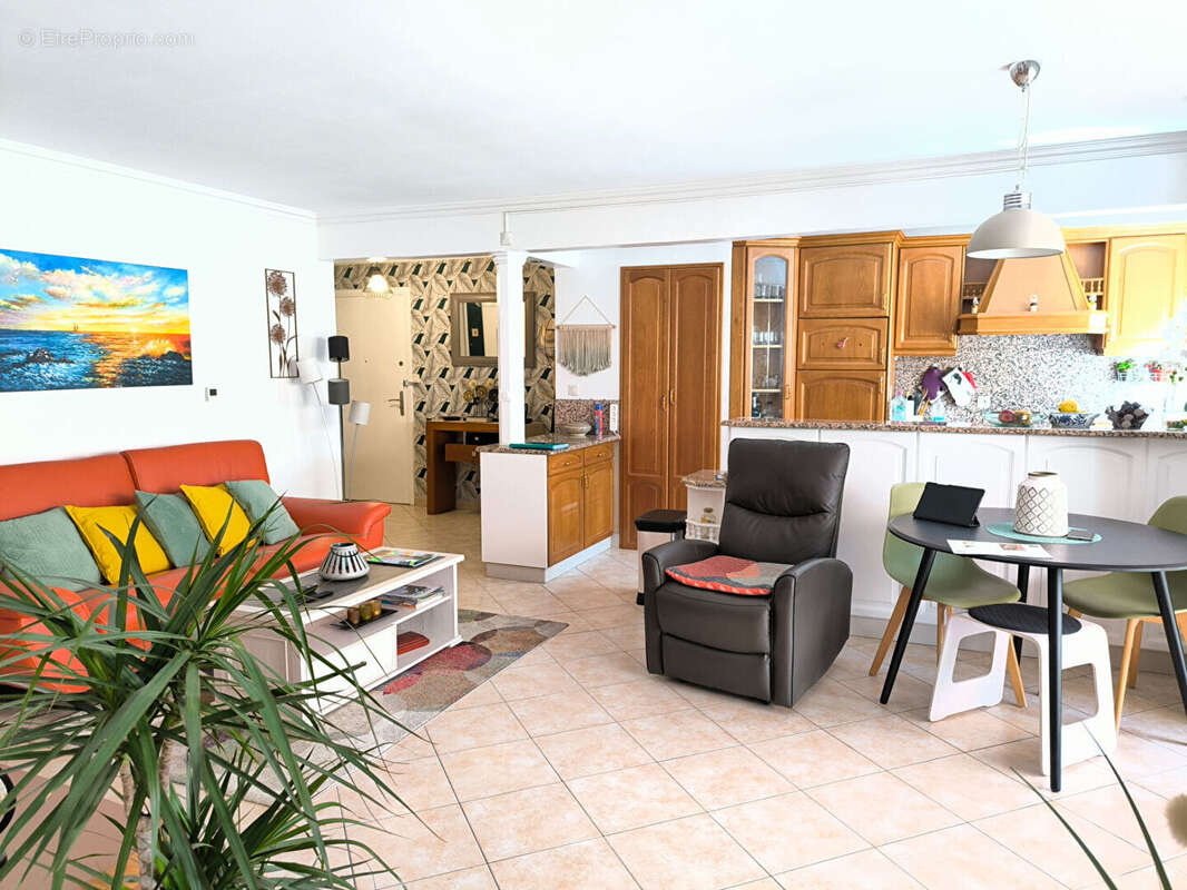 Appartement à FREJUS