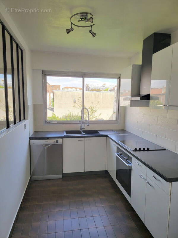 Appartement à ASNIERES-SUR-SEINE