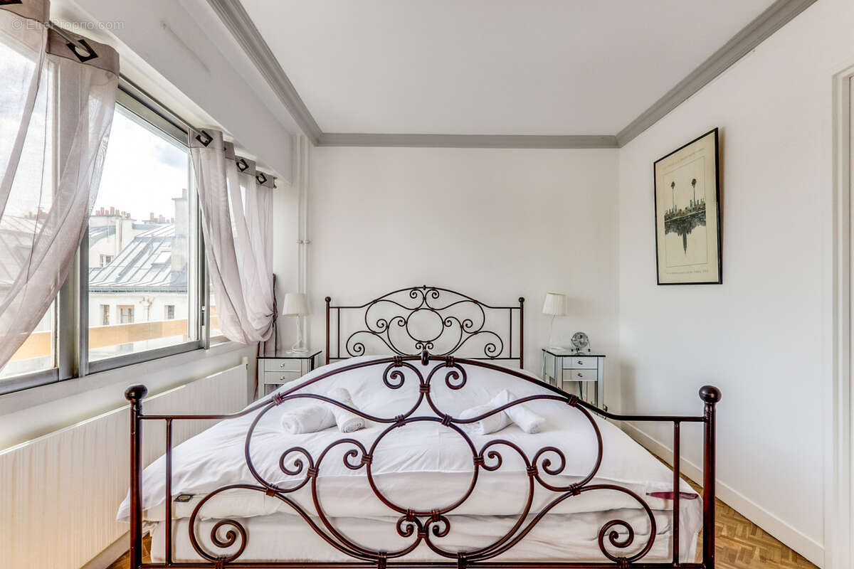 Appartement à PARIS-11E