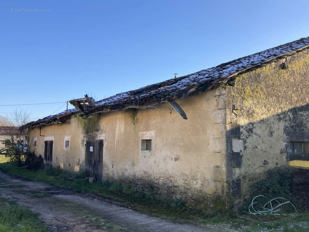 Parking à BAZAS