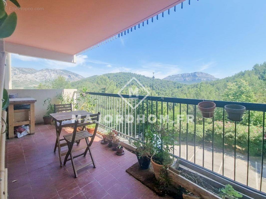 Appartement à MARSEILLE-9E