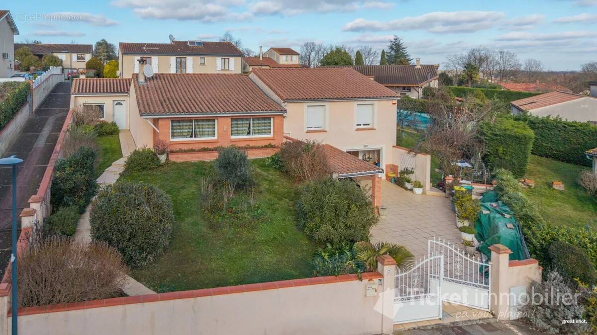 Maison à CORNEBARRIEU