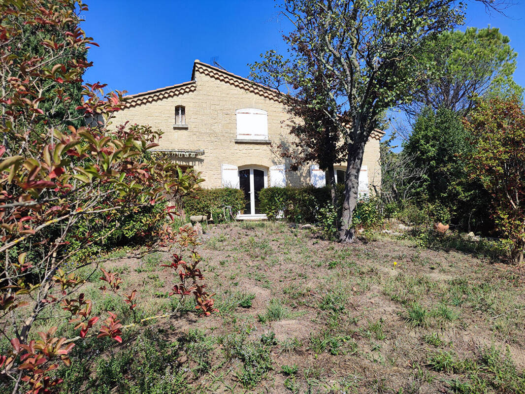 Maison à VILLENEUVE-LES-AVIGNON