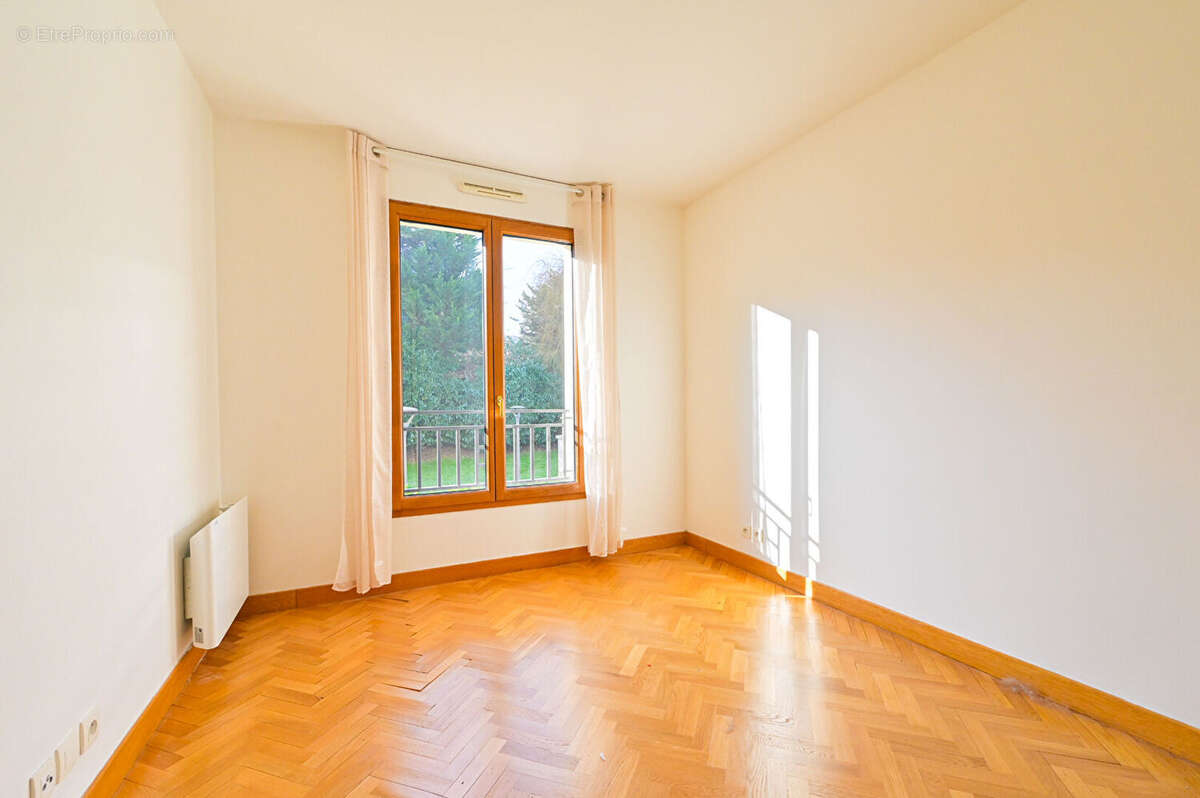 Appartement à CHATILLON