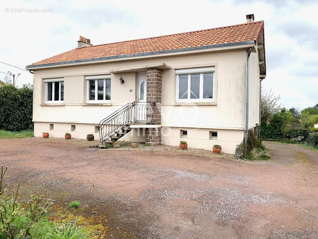 Maison à SAINT-LAURENT-DES-AUTELS