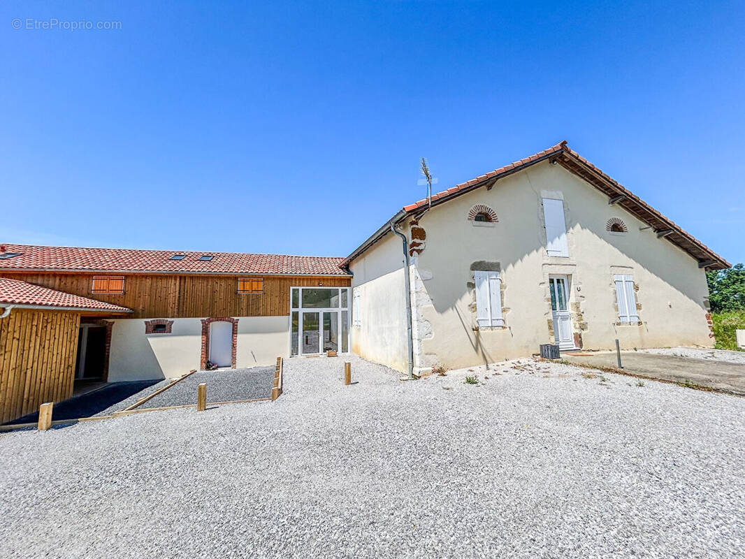 Maison à AIRE-SUR-L&#039;ADOUR