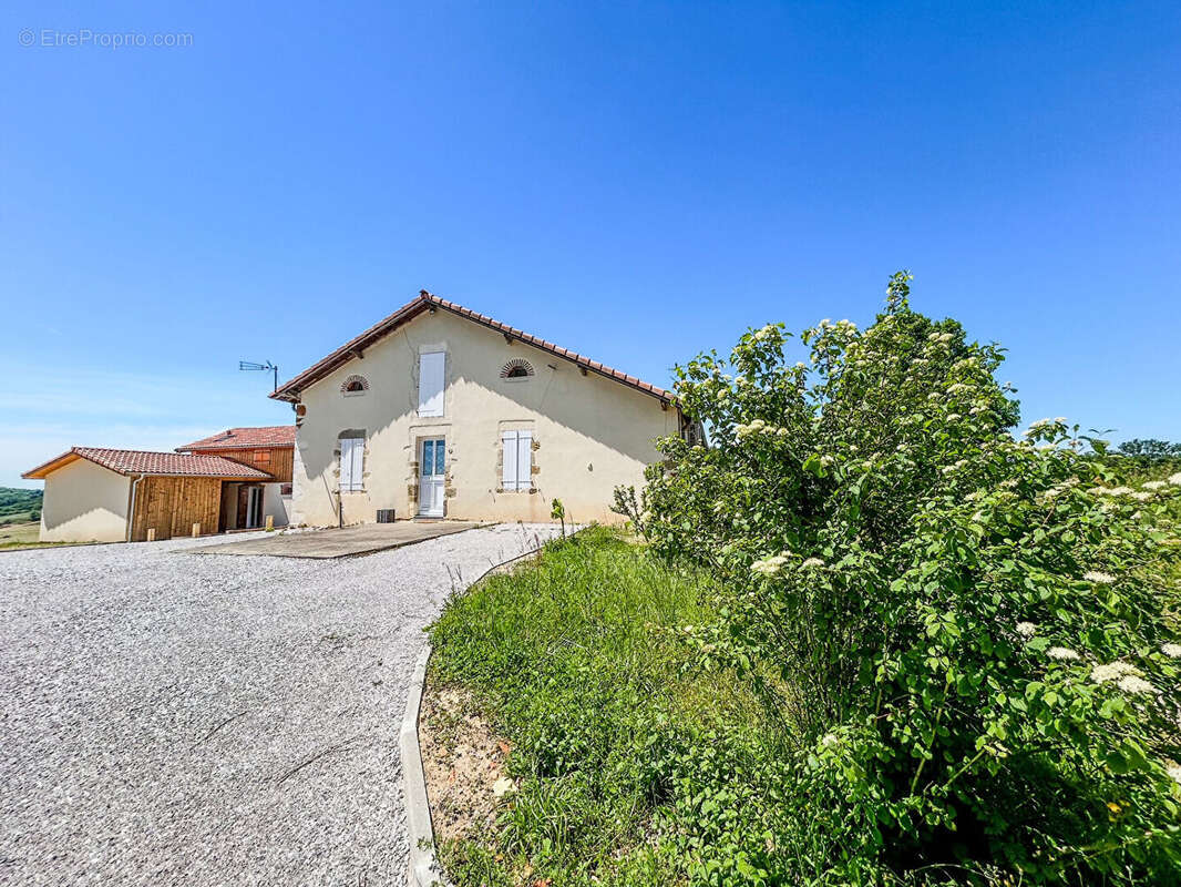 Maison à AIRE-SUR-L&#039;ADOUR