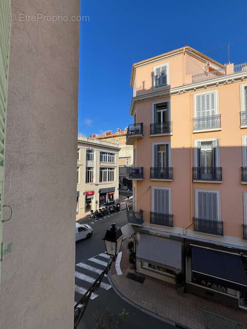 Appartement à MENTON