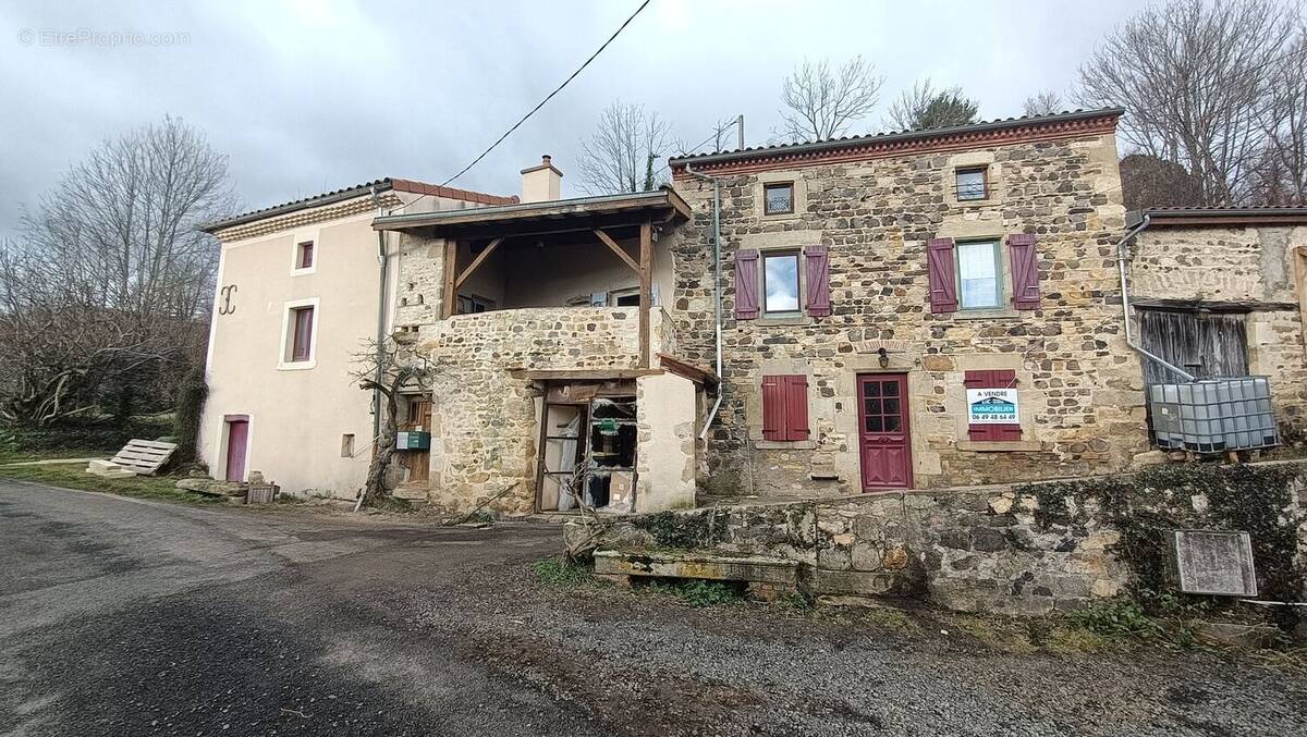 Photo 1 - Maison à GLAINE-MONTAIGUT