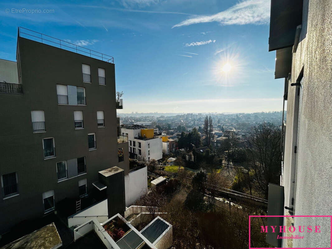 Appartement à BAGNEUX