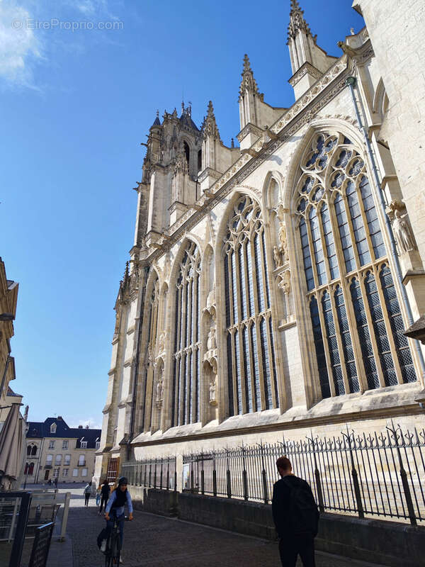 Autre à AMIENS