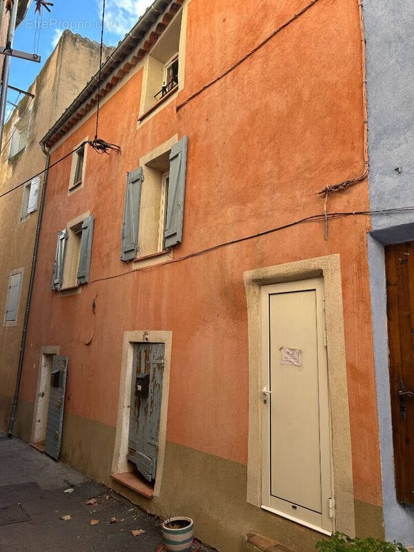 Appartement à SAINT-MAXIMIN-LA-SAINTE-BAUME