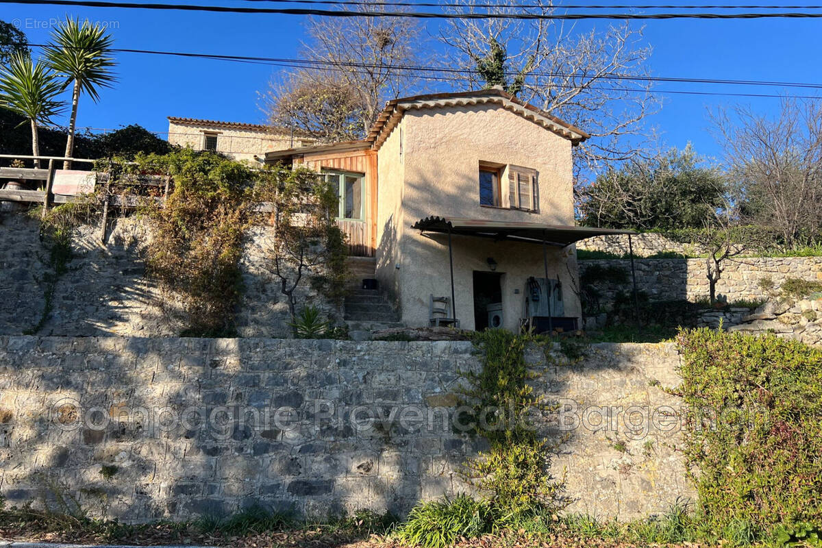 Maison à BARGEMON