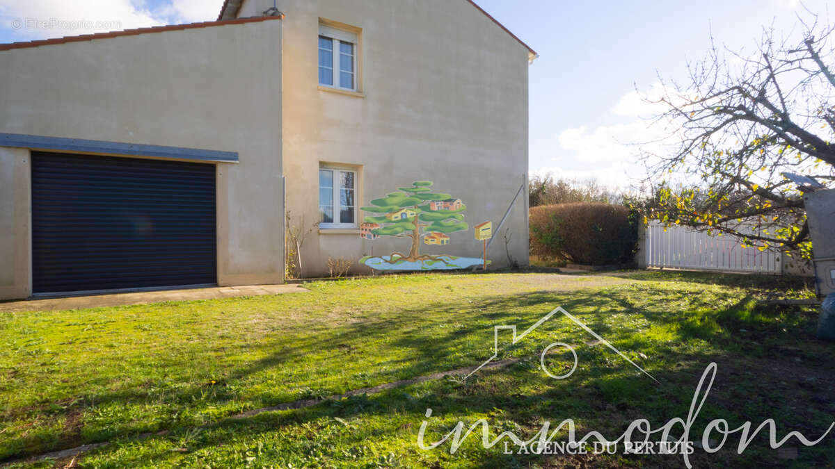 Maison à FOURAS