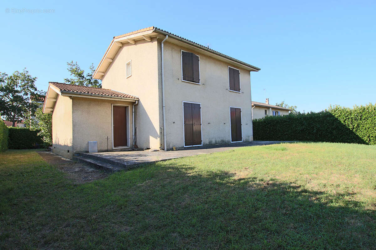 Maison à SAINT-PRIEST