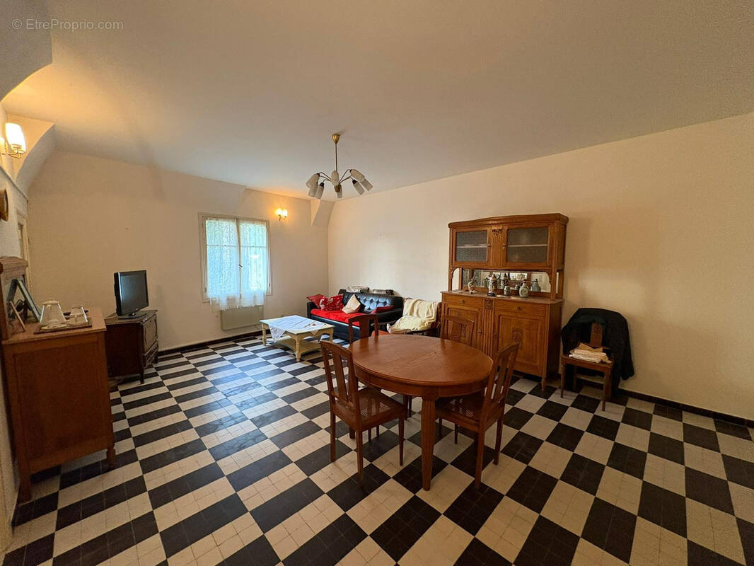 Appartement à TENDE