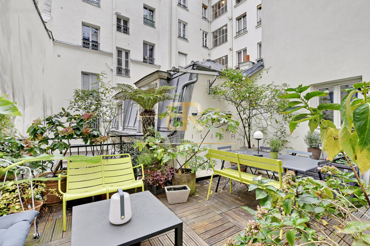 Appartement à PARIS-3E