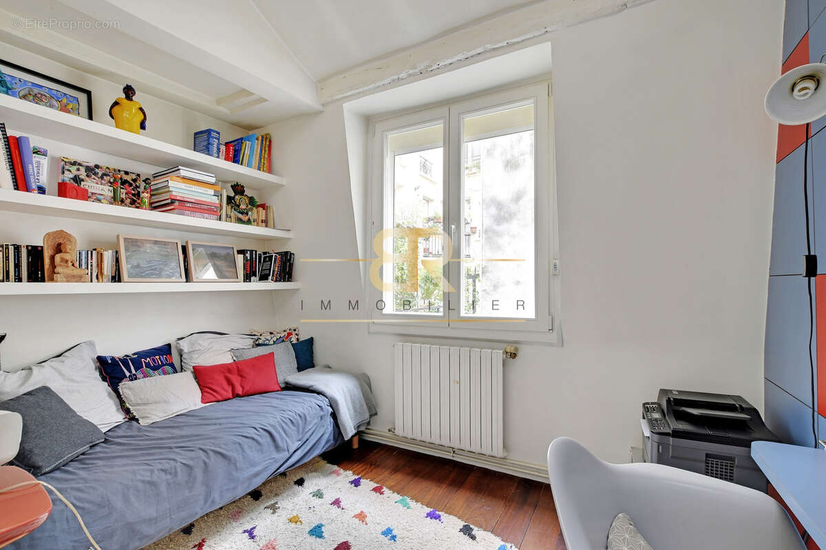 Appartement à PARIS-3E